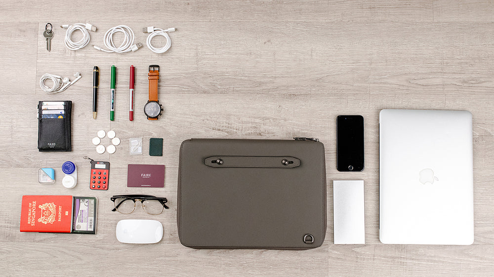 Bond EP Everyday Padfolio - Jet Black | Outlet
