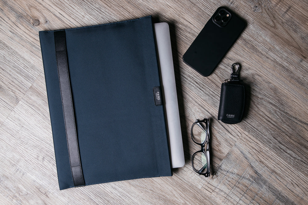 Hunt Laptop Sleeve